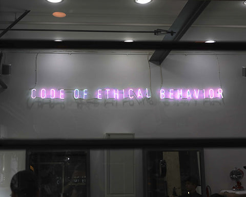 N.40 | MODA ETICA E SOSTENIBILE. POCHE SEMPLICI DOMANDE OLTRE ALLA MODA DEL MOMENTO.